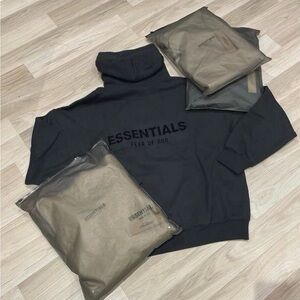 ESSENTIALS FEAR OF GOD HOODIE